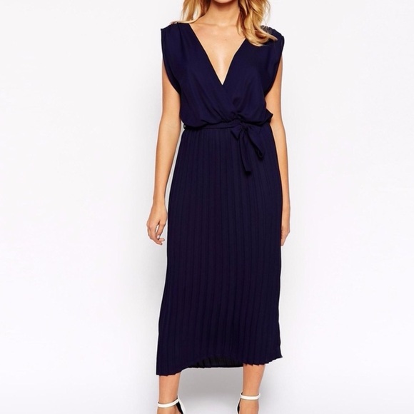 ASOS Dresses & Skirts - ASOS NAVY BLUE FLOWY MIDI DRESS